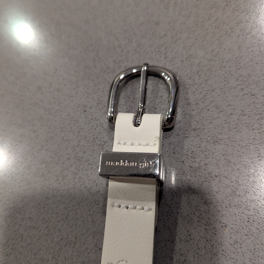 Madden Girl White Belt with Silver Buckle
